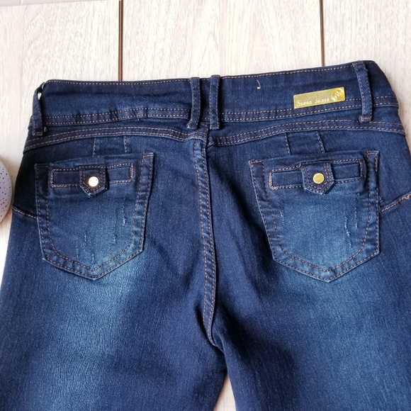 Queen Jeans | Size 7 Juniors - Picture 2 of 5
